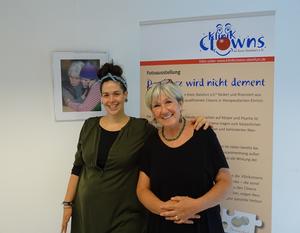 Das Maria-Josef-Hospital zeigt die Ausstellung "Das Herz wird nicht dement" der Klinikclowns im Kreis Steinfurt e.V.