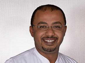 Dr. med. Allaeldin Elbadawi, Leitung Endoprothetikzentrum in der Klinik für Unfallchirurgie und Orthopädie im Maria-Josef-Hospital in Greven, Fotograf: Michael Johann Dedeke, Münster