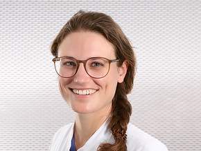 Wiebke Briese, Assistenzärztin in der Chirurgie im Maria-Josef-Hospital in Greven, Foto: Michael Dedeke, Münster