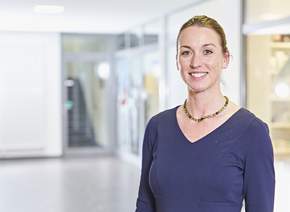 Martina Cwojdzinski, Ihre Ansprechpartnerin für die Presse- und Öffentlichkeitsarbeit im Maria-Josef-Hospital Greven Martina Cwojdzinski, Ihre Ansprechpartnerin für die Presse- und Öffentlichkeitsarbeit im Maria-Josef-Hospital Greven