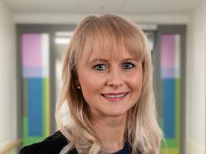 Veronika Stebner, Sekretariat Innere Medizin im Maria-Josef-Hospital in Greven, Foto: Michael Dedeke, Münster Veronika Stebner, Sekretariat Innere Medizin im Maria-Josef-Hospital in Greven, Foto: Michael Dedeke, Münster