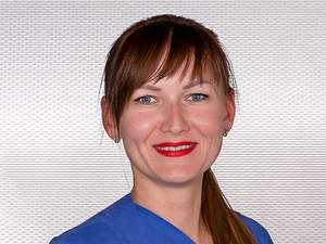 Jelena Morlanga, Assistenzärztin in der Inneren Medizin im Maria-Josef-Hospital in Greven; Fotograf: Michael Johann Dedeke, Münster